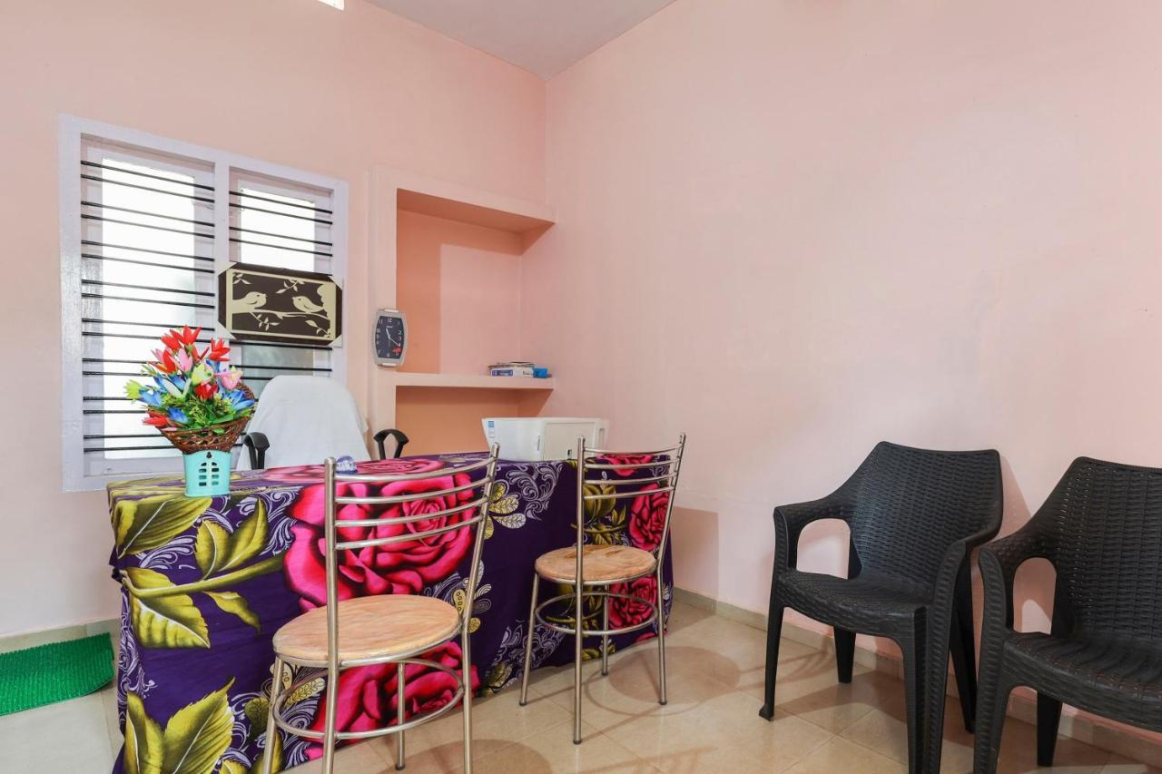Vaccinated Staff- Spot On 68111 Jeena Motels Coulão Exterior foto